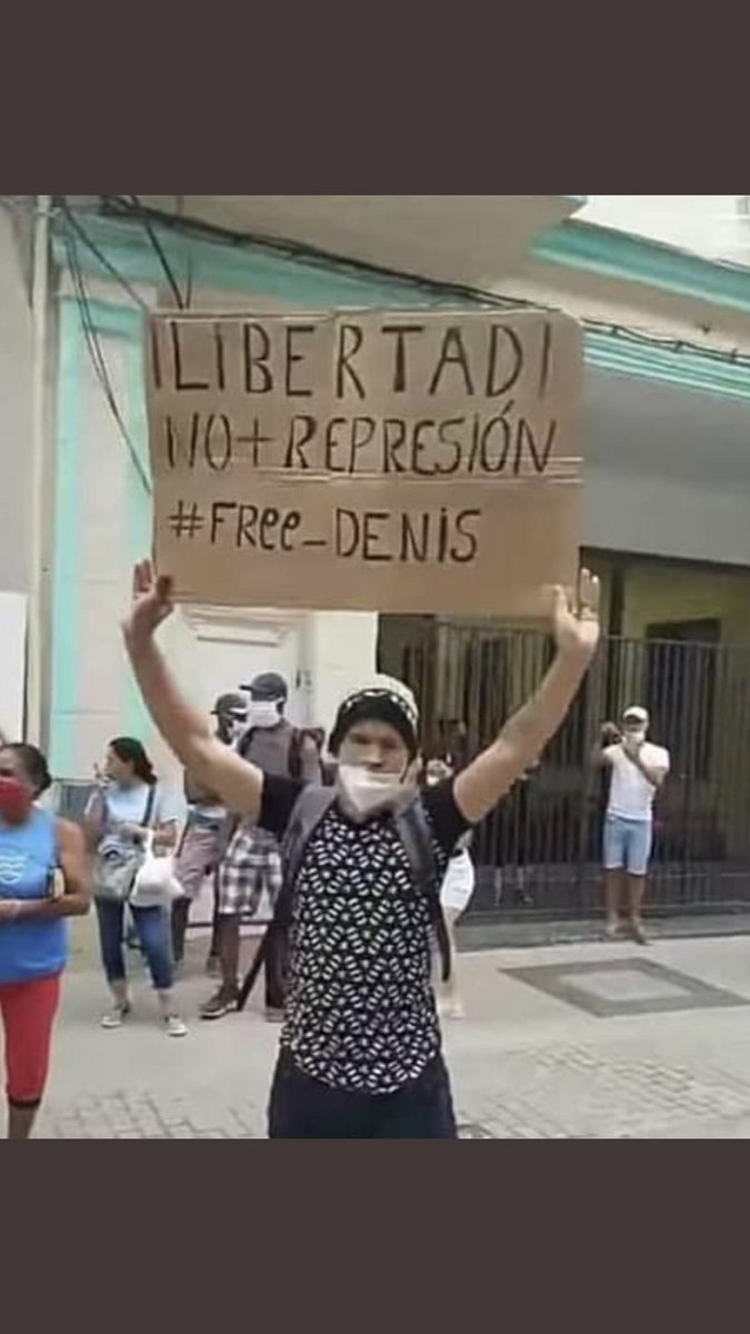 Felizysinmiedo's tweet photo. Hoy es el día 82 d injusto encierro para Luis Robles. El pueblo tiene q entender q en #CUBA hay más d 130 detenidos y presos políticos pagando los abusos e injusticias d los usurpadores en el poder
#ProhibidoOlvidar
#CubaEsUnaDictadura
#QuienCallaEstáPrestao
#PatriaYLibertad https://t.co/sioqRGQIhq