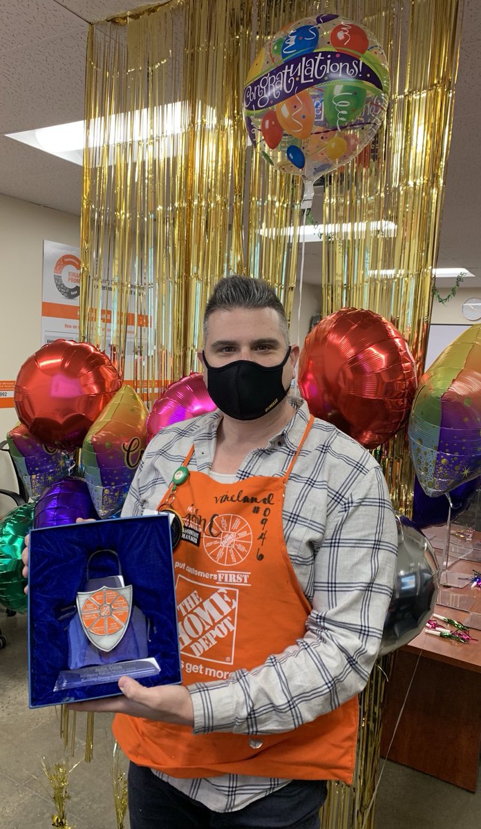 thecava4's tweet photo. Celebrating Regional Value Award for John Cicco! Building Strong Relationships. What a great asset for the region. Thank you for all you do! ⁦@JennNJM⁩ ⁦@wilkie_cindy⁩ ⁦@cicco87⁩ @rosas2821 https://t.co/Sqf23CcNjC