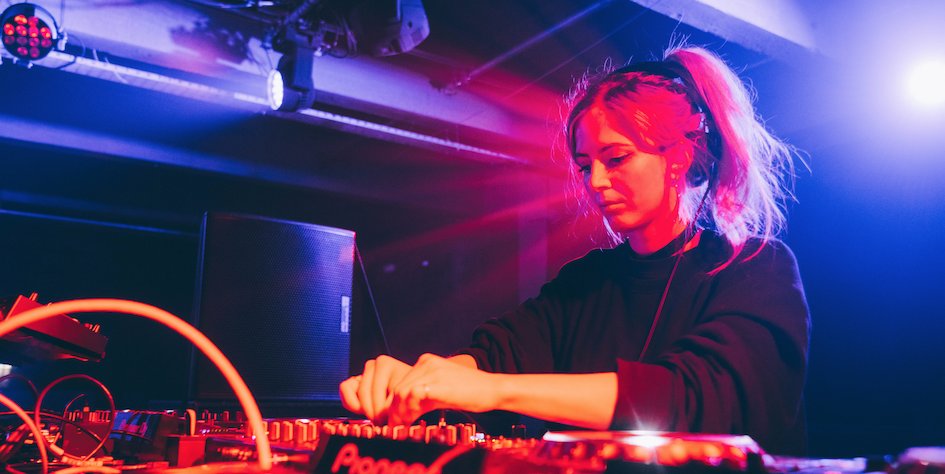 scottishmusic's tweet photo. This weekend (27-28 Feb) @SomaRecords #SomaSkool returns featuring founders @slam_djs + @djRebekah @iamnightwave @lokiscottishrap @CeraKhin @PioneerDJglobal @fabriclondon @SkapadeStudios +lots more supported by @CreativeScots tickets & info ➡ https://t.co/oIv9F05mpE https://t.co/fMVvVeKpiX