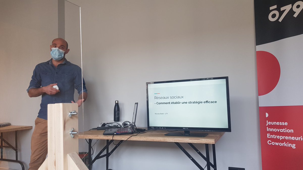 Working lunch <a href="/o79chambery/">o79chambery</a> 
On va parler réseaux sociaux.
C'est parti!
#chambery #coworking