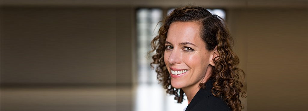 FemFutFin's tweet photo. Welche Herausforderungen hat man als Fintech-Gründerin - im (Finanzkrisen-)Jahr 2009? #Ratepay-Geschäftsführerin und Gründerin @WohlfarthMiriam zu den größten Challenges bei der Finanzierung, Skalierung und Weiterentwicklung: https://t.co/W7GweA88qk https://t.co/SCkbfCMg61
