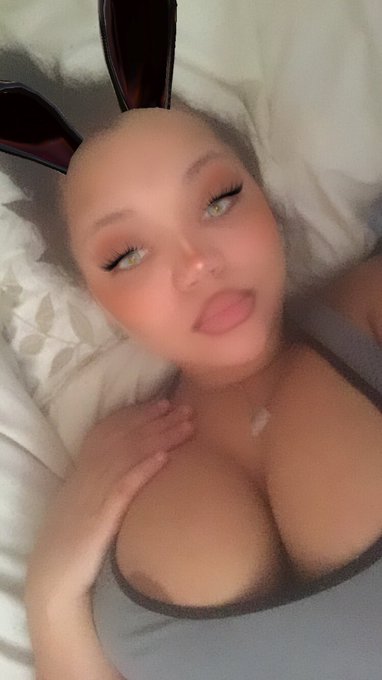 VIP Featured Model - ✨🍑Peaches&Kreme🍑✨'s pics and videos Archive Members Access - Special Release Eu6NbxuXYAIwsYY jpg:small image