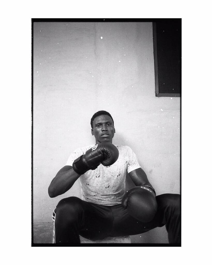 35mm Portrait of boxer @ahmedvanderwalt 

Shot on Canon ae-1 + AGFA APX -100 black and white film

Photography by Ofoe Amegavie, 2020

#35mmfilm #agfaapx100 #ilfordphotodeveloped #filmphotography #canonae1program #blackandwhitephotography #blackandwhitefilm #filmisnotdead