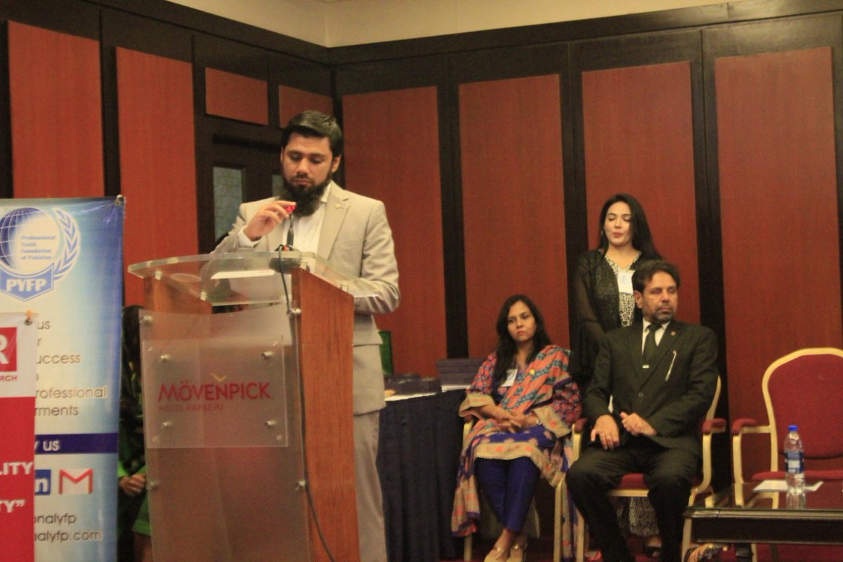 CSPR_Karachi's tweet photo. Speakers (cont.): Dr. Shaista Tabassum, CDR Abdullah, Vice Admiral (R) Irfan Ahmed, Mr. Muhammad Haris.

@PakistanNavy @dgprPaknavy #maritime #BlueEconomy @OfficialDGISPR @DG_GwadarDA @AliHZaidiPTI https://t.co/NMYxxGlZmY