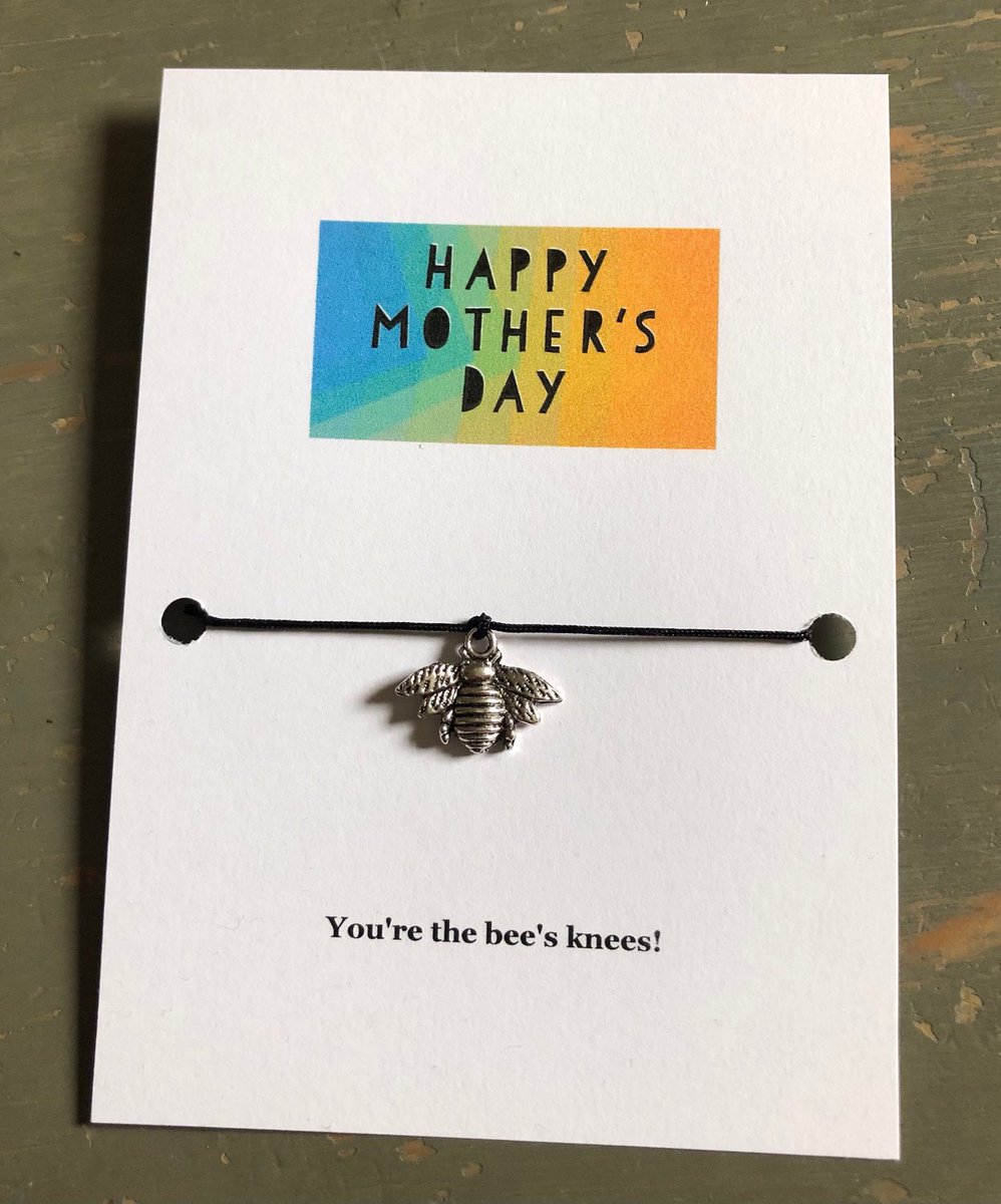 ⭐️NEW⭐️

Mother’s Day bee bracelet with black cord with Tibetan silver charm on card gift present mum mom mummy

#mothersday #craftbizparty etsy.me/2NSZt5s