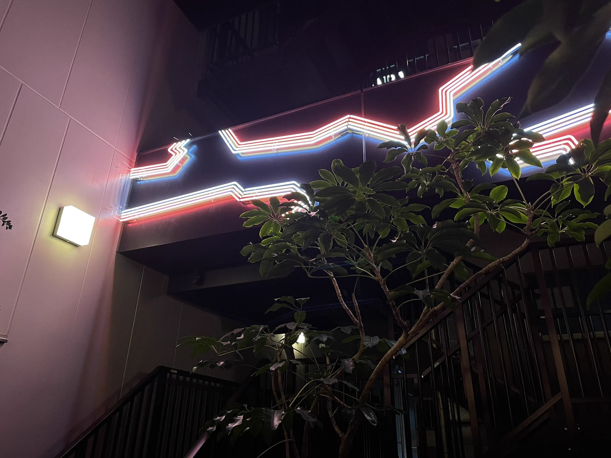 秋葉原の「NOHGA HOTEL」音楽好きな人は絶対一回は泊まった方が良い！！