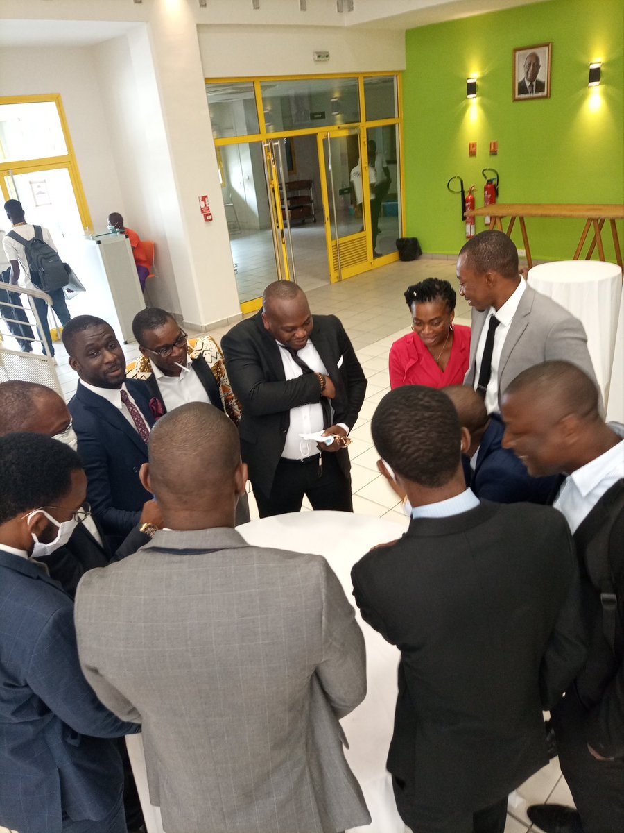 Mesdames et messieurs, Les Chevaliers de la Table ronde: <a href="/Le_CI20/">Le #Ci20</a> #Ci20