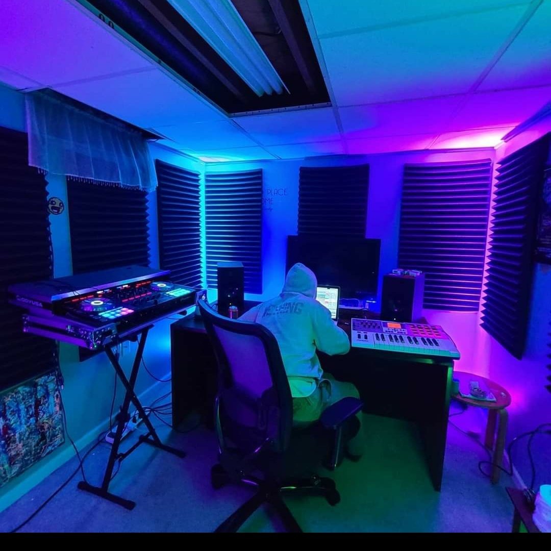 YikezDubstep's tweet photo. #NewProfilePic https://t.co/4KlLR8WanF