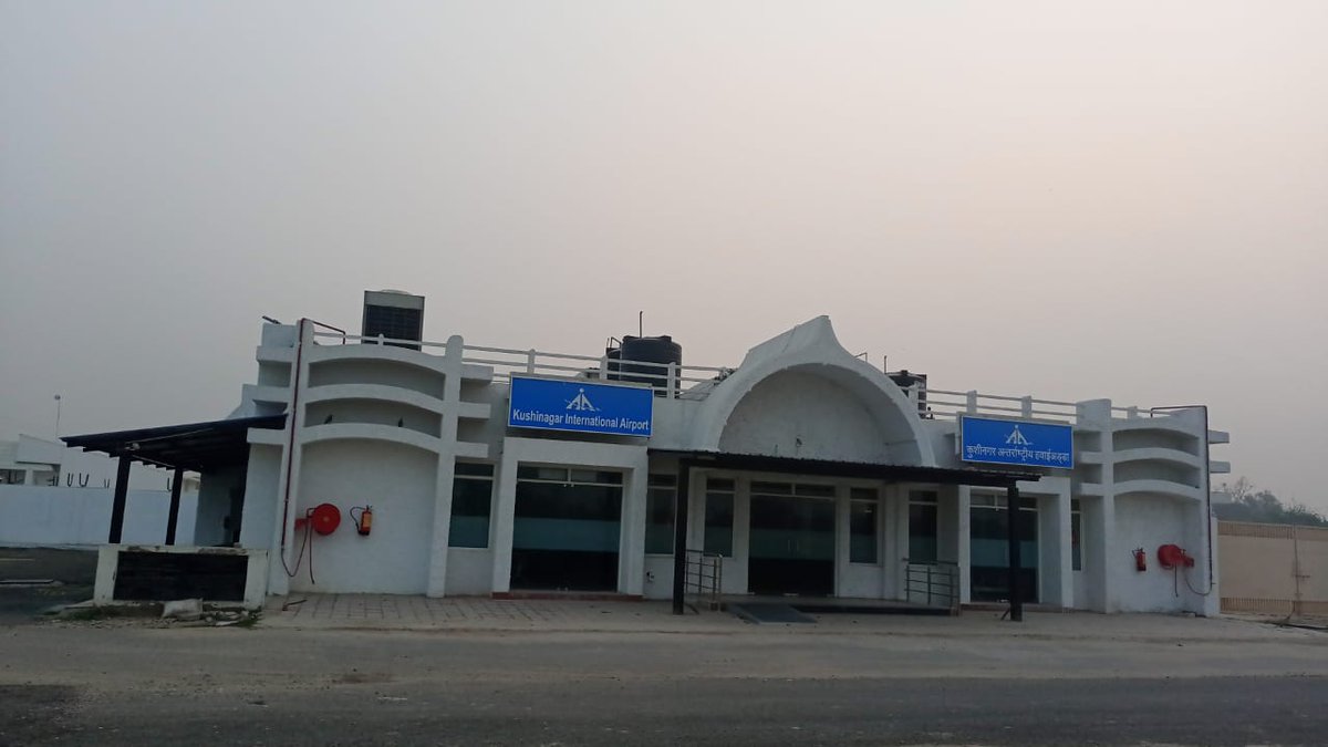 AAI_Official's tweet image. Spread over 590 acres in Kushinagar district of UP, #AAI&apos;s #Kushinagar International Airport is ready to welcome commercial flights after receiving a 4C VFR license for day operations from @DGCAIndia. The airport is licensed for operating B737-900 type or equivalent aircraft.