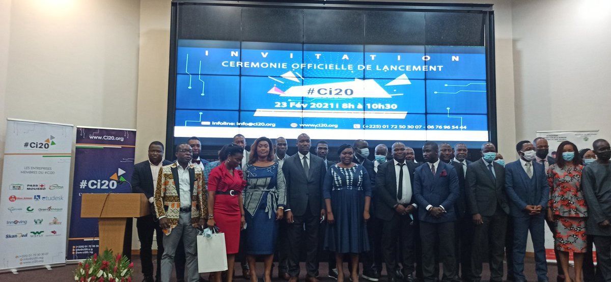 Photo de famille avec les ministres et les membres fondateurs du #Ci20 (Côte d'Ivoire Innovante).

 <a href="/FondationJN/">Fondation Jeunesse Numérique</a>.
<a href="/BjkdFondation/">Fondation BJKD</a>
<a href="/Le_CI20/">Le #Ci20</a> 
<a href="/Startup225/">Startupboxivoire</a> 
<a href="/StartupWebMedia/">Startup Média</a> 
<a href="/Delmo225/">Jean-Delmas Ehui</a> 
<a href="/CORINE_MAURICE/">OUATTARA CORINE MAUR</a> 
<a href="/etudesk/">etudesk</a> 
<a href="/AgriWefly/">WEFLY</a>