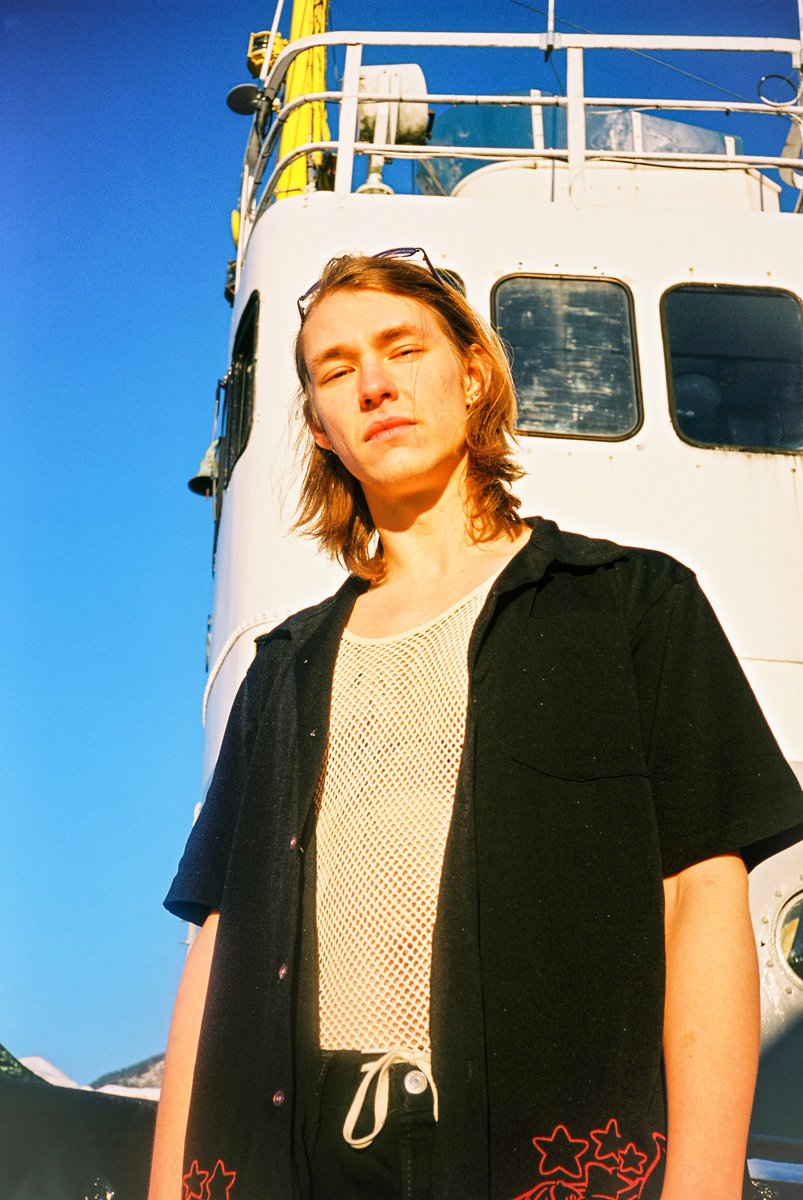 cutefabio777's tweet photo. Norwegian artist @niilas_ marks his name down in history as the first artist to ever compose a song using audio recordings from the surface of Mars, all thanks to 
@NASAPersevere 🧡 Listen here: https://t.co/IbFOkeoKOb https://t.co/BcBWnjGccV