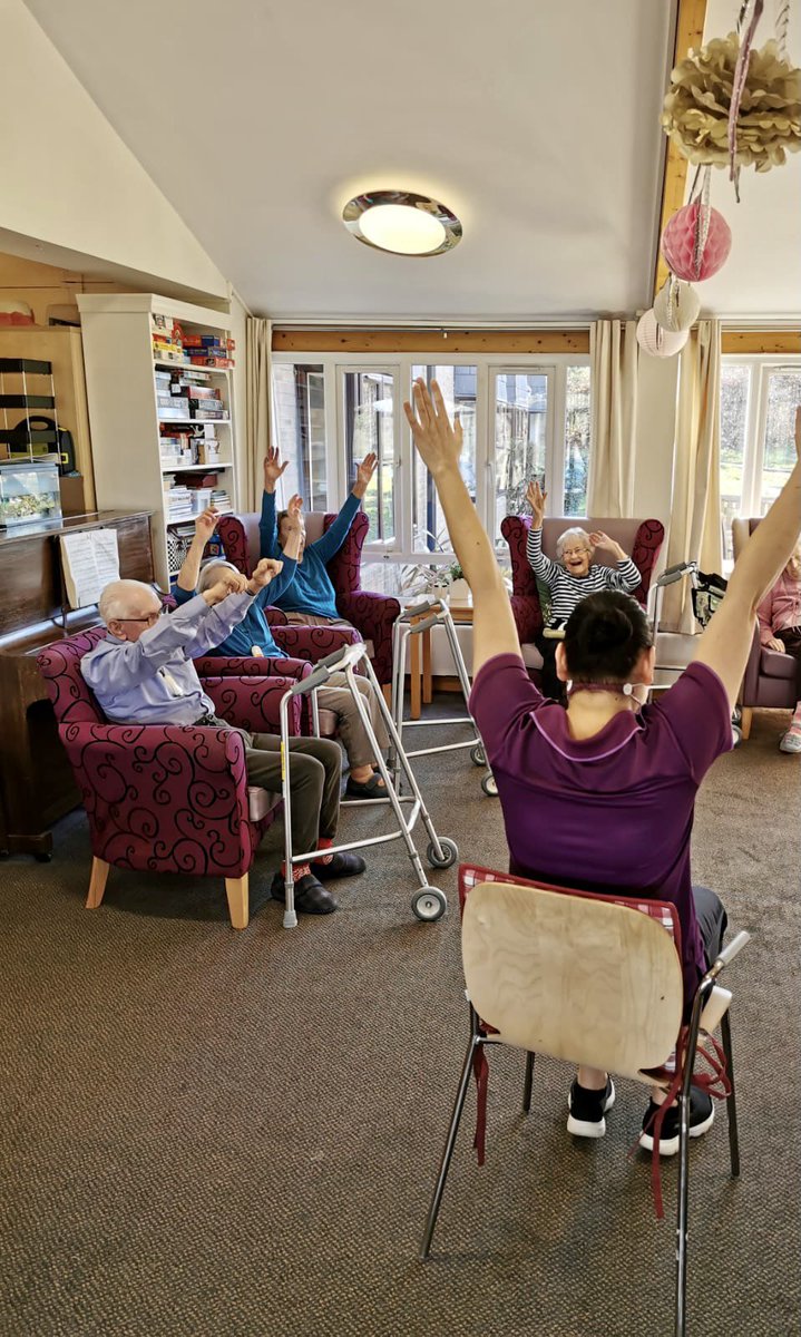 Dawson_Lodge's tweet image. Some chair exercises in this sunny morning as well as hairdressing! 🧘🏻🧘‍♀️☀️🥰🤩  #tuesdaymotivation #exercises #fun #pamper #Wellbeing @Dawson_Lodge @AnchorHanover  @carehome_co_uk @CareQualityComm