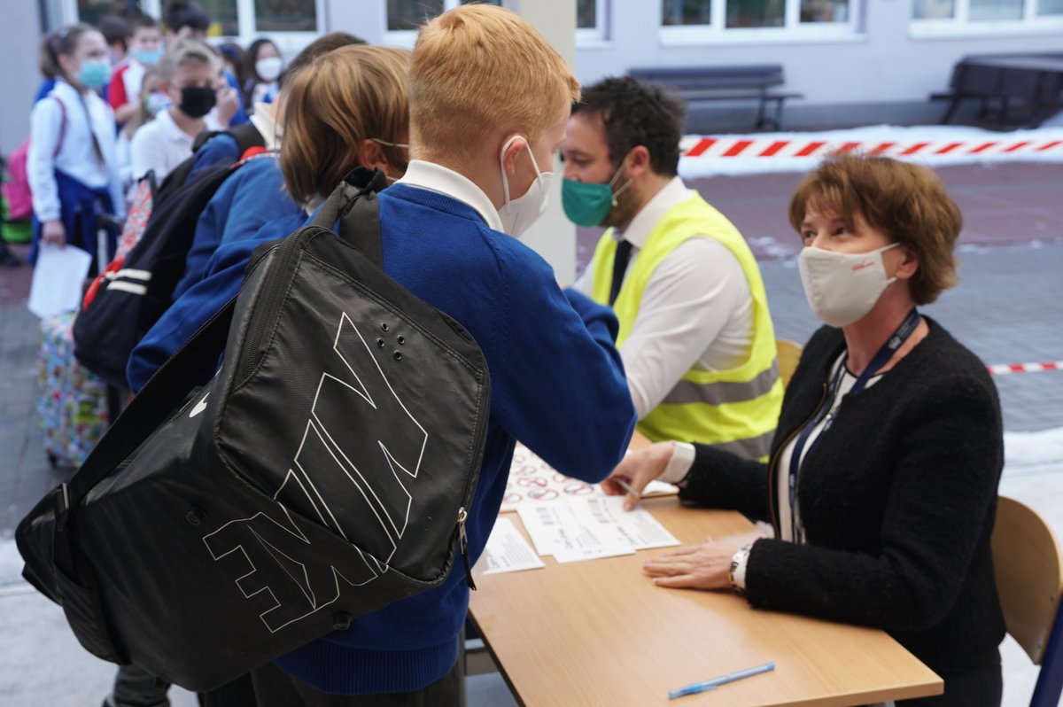 Year 4 TBS students living their IPC entry point. Bags packed and flights boarding from TBS International Airport - our gateway to the world! <a href="/The_IPC/">IPC</a> <a href="/TBSWarsaw/">TBS Warsaw</a>