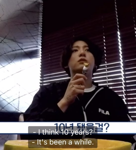 coversuga's tweet photo. o jimin perguntou “quanto tempo se passou desde que começamos o run bts?, então o jungkook respondeu 10 anos https://t.co/ZWtD3zAoL3