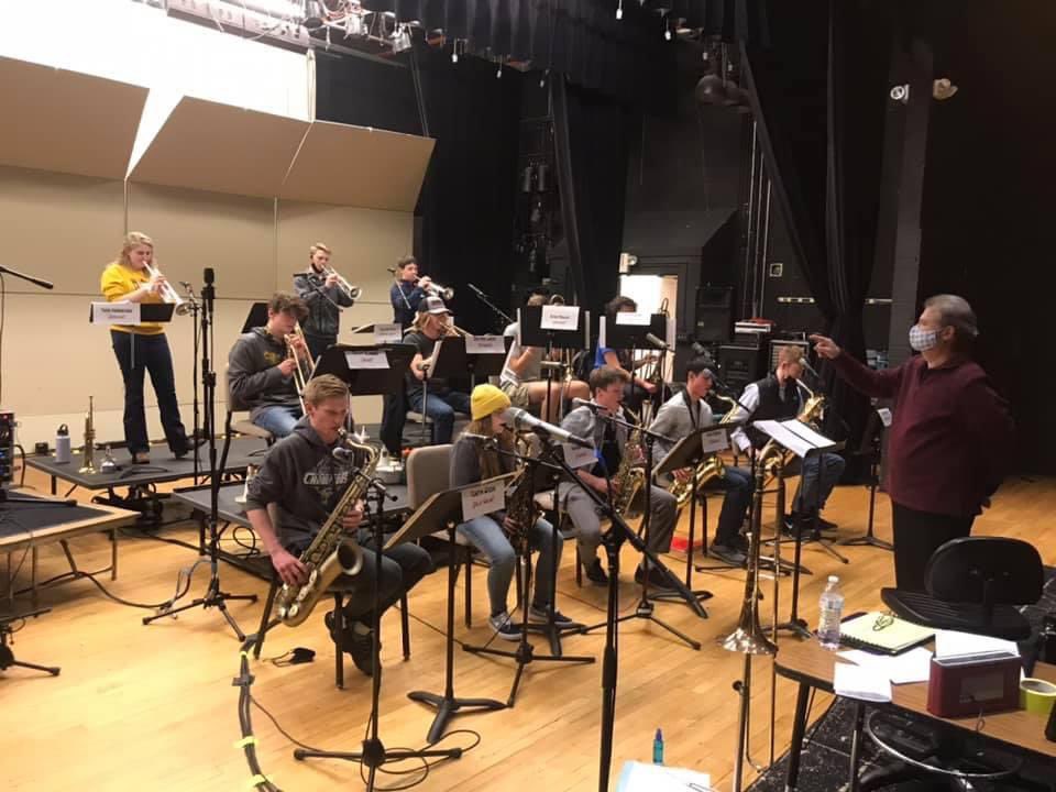 kellywalshband's tweet photo. KW Band Members Justin Wicks &amp; Gavin Greenwood rehearsing with the Wyoming All-State Jazz Band. #trojanperfect #earnyoursword @Justinman1235 https://t.co/dAW6u9NirA
