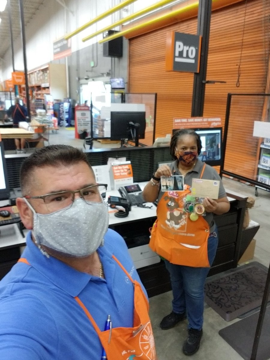 8 (@hdjoe3) on Twitter photo Great job Clo!!! The ultimate customer flattery. A thank you card sent to the store for her great customer service. <a href="/terryquinlan13/">Terry Quinlan</a> <a href="/AnaV22880095/">Ana V</a> <a href="/MissBoop46/">Clorissa Brown</a> <a href="/Tcampo24/">Tina Campo</a> <a href="/CrickettSurls/">Crickett Surls</a> <a href="/garydemarinis/">Gary DeMarinis</a> Great job Clo!!! The ultimate customer flattery. A thank you card sent to the store for her great customer service. <a href="/terryquinlan13/">Terry Quinlan</a> <a href="/AnaV22880095/">Ana V</a> <a href="/MissBoop46/">Clorissa Brown</a> <a href="/Tcampo24/">Tina Campo</a> <a href="/CrickettSurls/">Crickett Surls</a> <a href="/garydemarinis/">Gary DeMarinis</a>