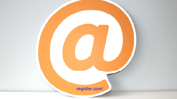 Register_com's tweet image. Make a solid first impression with a professional email address. Our packages start at under $2 a month. ow.ly/3jLA50AmmwN

#whatsnew #registerdotcom #professionalemailaddress #businessemail #smallbusiness #entrepreneur #emailpackage