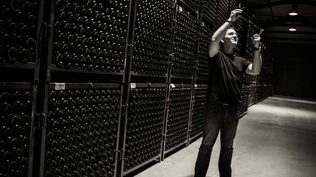 bodegas_langa's tweet photo. El único modo de hacer un gran trabajo es amar lo que haces.

The only way to do great work is to love what you do.

#CavaReyesDeAragon #CavaRDA #DOCava #ReyesDeAragon #Brindis #spanishcava #spainwine  #conecta #cava #celebrate 
#sparklingwine https://t.co/EC5mn2k0tg