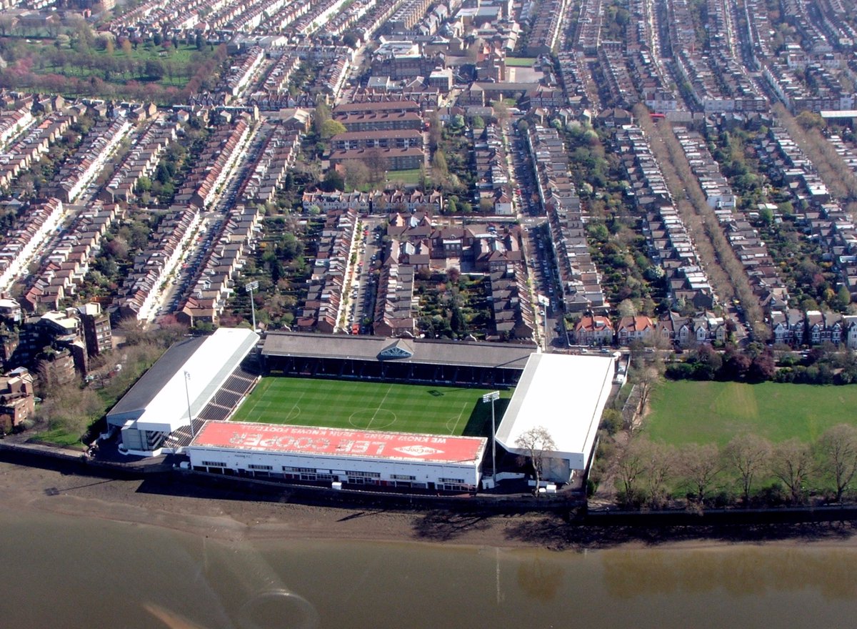 Craven Cottage in 2005

#FFC #Fulham #FulhamFootballClub
#aerialphotography #LondonAerialPhotography