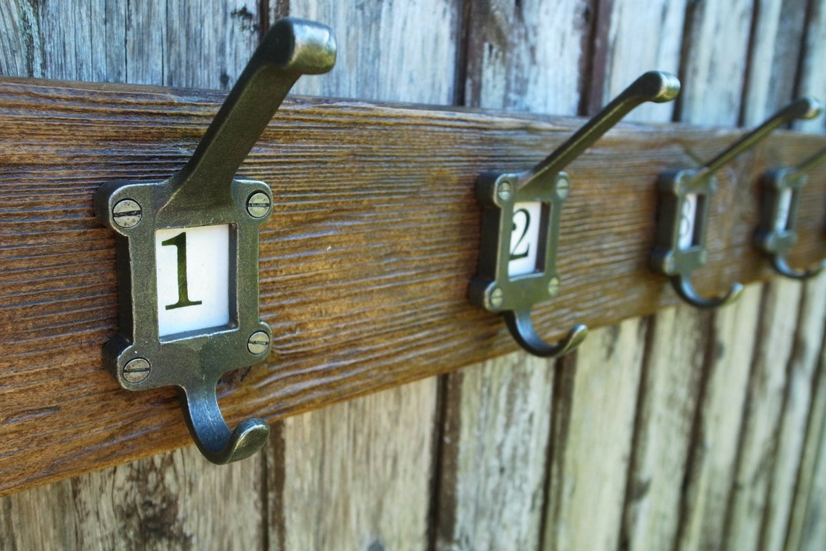 vintagetandc's tweet photo. Many thanks for your kind words and 5 stars! ★★★★★ "Very pleased with these coat hooks. Would definitely recommend." Monica https://t.co/c3AWEwGLH7 #etsy #etsyuk #coathooks #coatrack #hooks #rusticcoatrack #vintagestyle #cloakroom #storage #homedecor https://t.co/sKW1dCSWu1