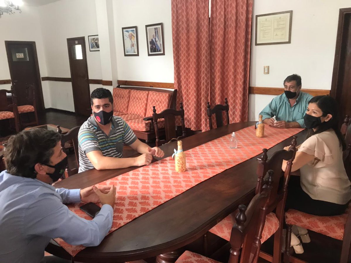 Autoridades de APeS reunidos con el Secretario de Gobierno de la municipalidad de Metan Mauricio Abregu