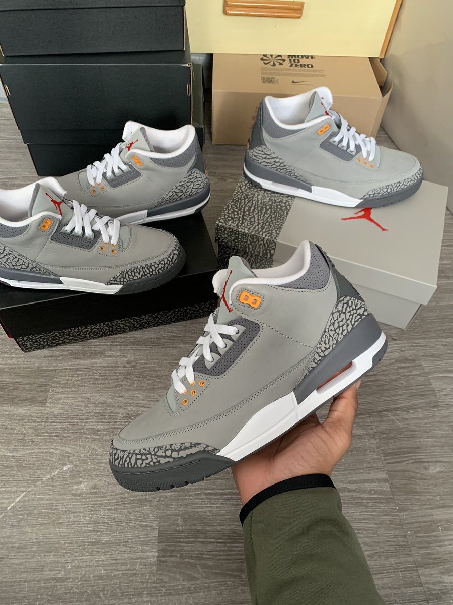 siriusthestr's tweet image. His and her pair👟☑️