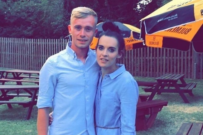 Arrancamos #LasMañanerasDeYaPárate 

Una mujer de Reino Unido llamada Jess Aldridge, dio a conocer que su pareja se fugó con su madre mientras ella estaba en el hospital dando a luz a su bebé 

#SiViajaraEnElTiempo 🛸 #YaPáratePodcast
#YaPárateHorario 08:25 a.m. ⏰