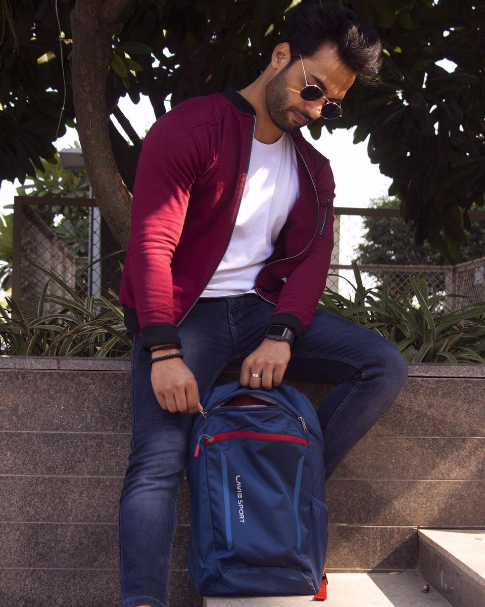 This trendy backpack is all you need if you are looking to swag up your style. Comment a 5 letter word that best describes this backpack! 
-
Click this link to steal a deal on the featured backpack at 60% discount amzn.to/3qt10NH
-
#styleandswag #strideinstyle #stylishbag