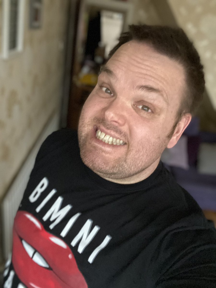 Ben_zilla's tweet image. Love my new @biminibabes t-shirt! ❤️ so many great queens on this year’s @dragraceukbbc and @biminibabes is one of my favoritas  #releasethebeast #biminibonboulash
