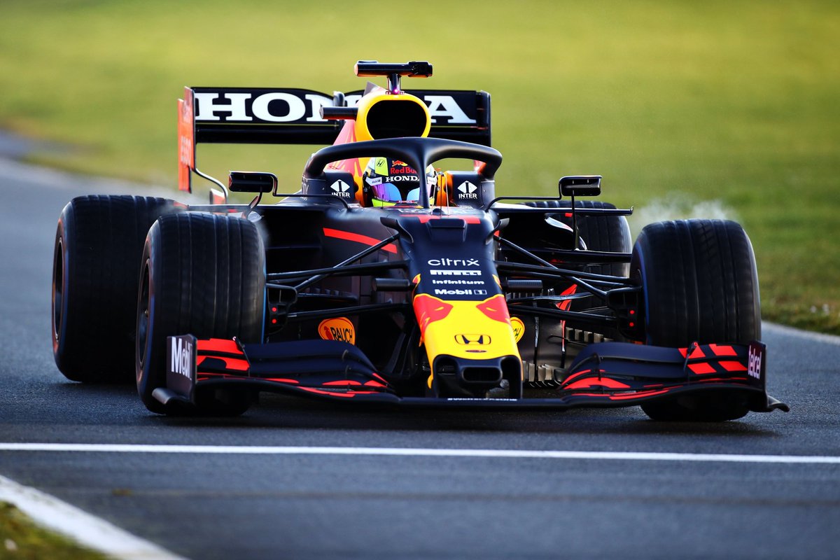 Макларен феррари ф1. Red bull rb 16. Форс индия 2015 год. F1 b 1. F1 b 1.