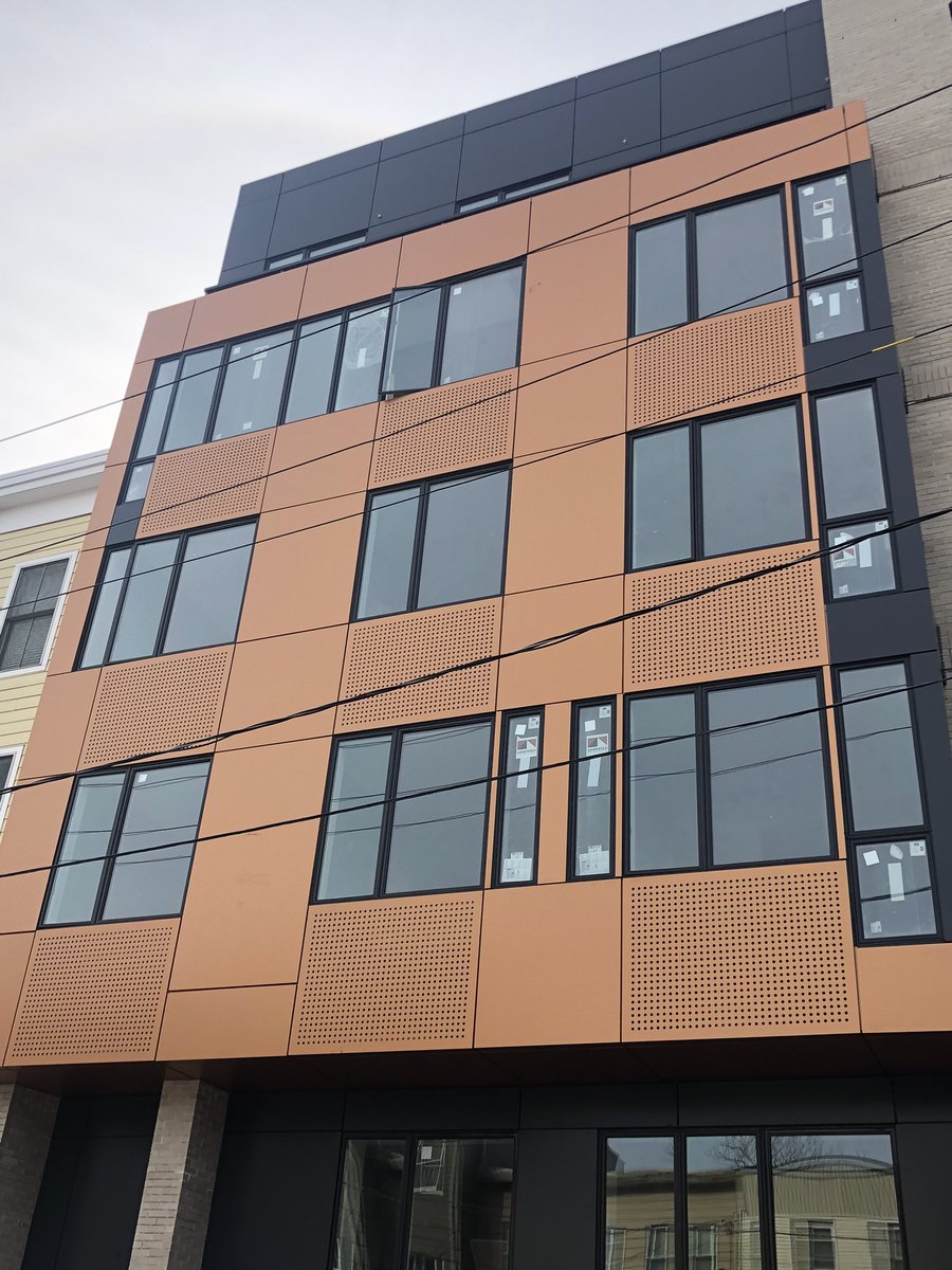 FairfieldMetal's tweet image. 375 5th St. Jersey City, NJ Is now complete. @guptadevelopment Perforated panels #aluminumcompositepanels 
It shows approximately 1,000 sq.ft. of Dusty Charcoal and  Daylily Yellow from @alucobond Architect- GRO Installer- #prataconstruction #metalfabrication