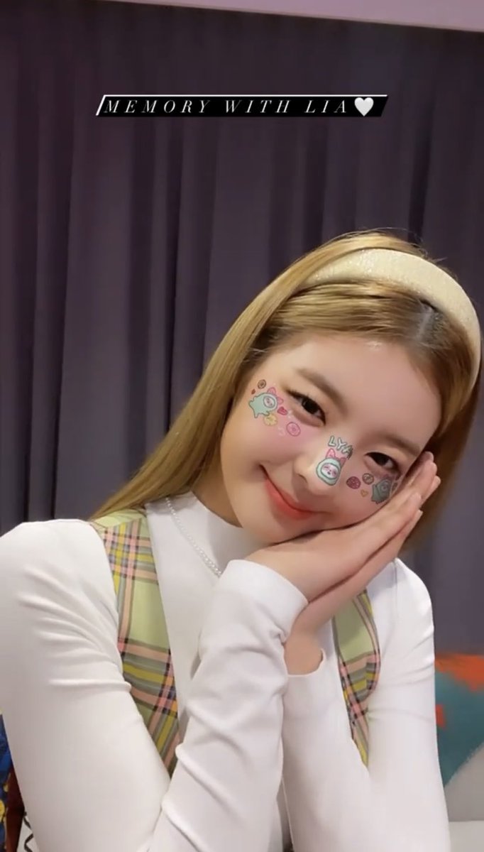 lia pics (@jisupics) on Twitter photo 