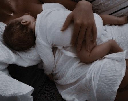 evanaticas's tweet photo. Todas sufriendo porque Rachel pasó más tiempo con Antoni que con Chris y yo sufriendo porque se perdieron los 3 mejores años con los MM, primeras palabras, primeros pasos, nunca habrá una venganza que les devuelva el tiempo perdido😔
#Deseo #EVAMUNOZ #MM #finallujuria https://t.co/9oVrvQFfXB