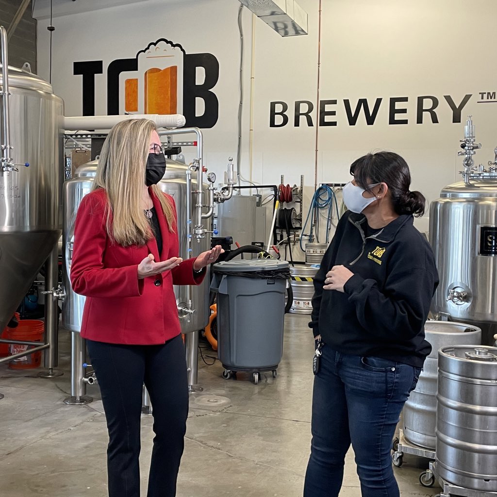 RepWexton's tweet photo. I visited @thecraftob in Ashburn today to meet with the owners, Chitra and Travis, and tour the brewery.

Like so many #VA10 small craft beverage producers, their business has been hit hard by COVID-19 and has relied on federal relief programs like PPP to stay open. https://t.co/r9E7JhLpaC
