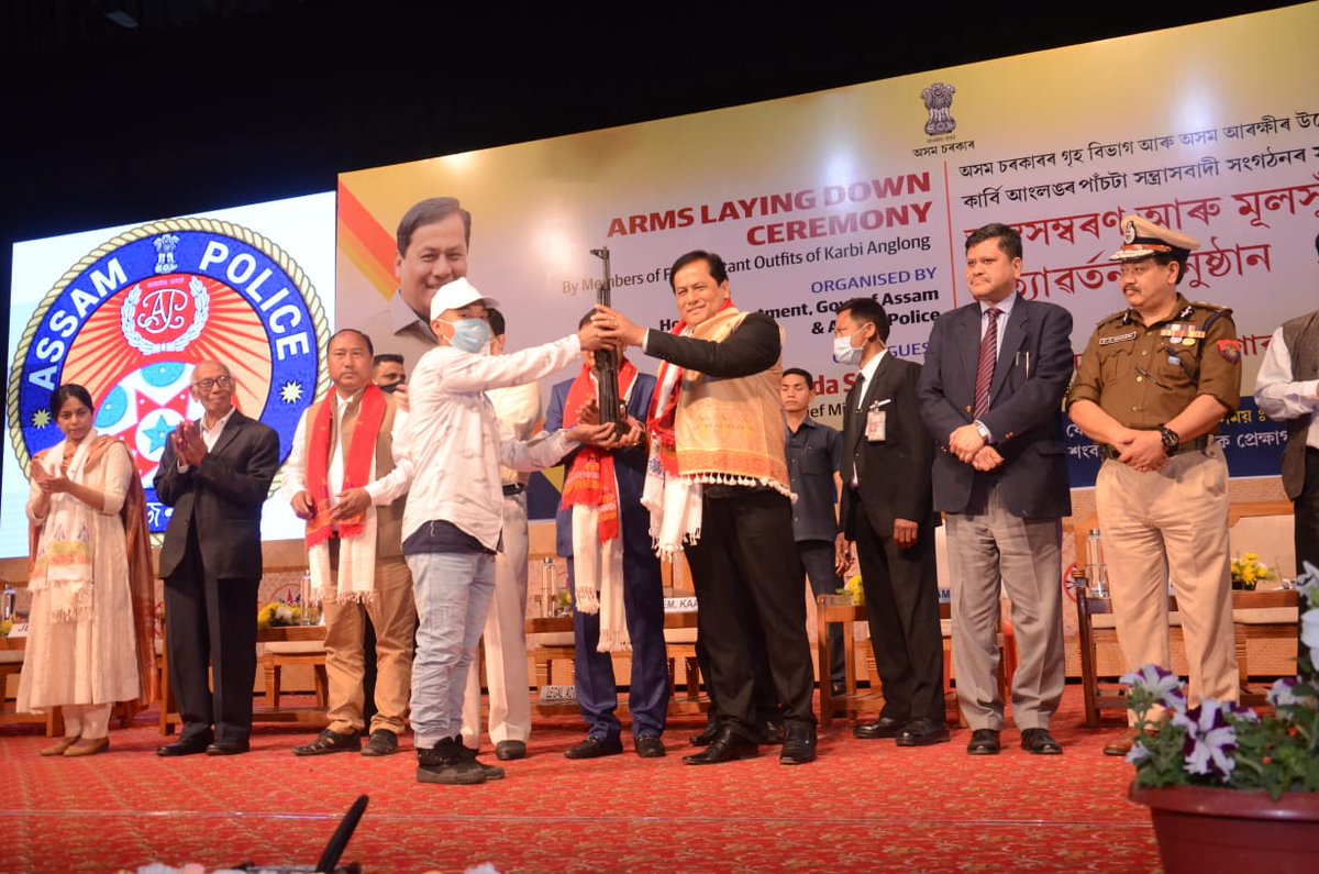 KAAC CEM Shri @TuliramRonghang, MP Shri @horensingbey, Media Advisor to CM Shri @hrishikeshgosw3, CS Shri Jishnu Barua, @DGPAssamPolice Shri Bhaskar Jyoti Mahanta, Addl CS Shri PK Barthakur, eminent author Shri Rongbong Terang and other dignitaries were present.