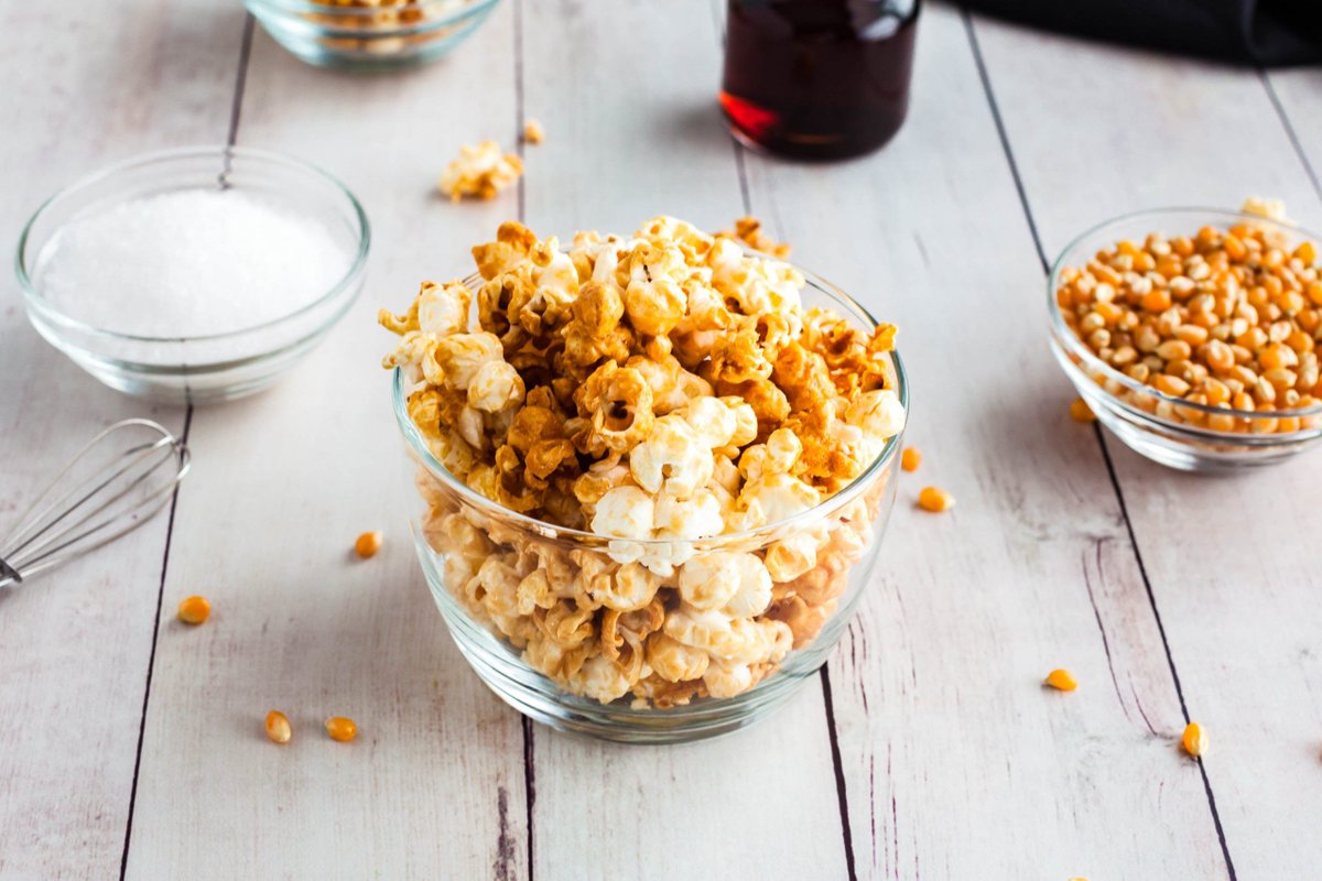 BadtotheBowl's tweet photo. Salted Maple Popcorn #popcorn #veganbaking https://t.co/hOWOtdlx1B https://t.co/znR31DnYz9