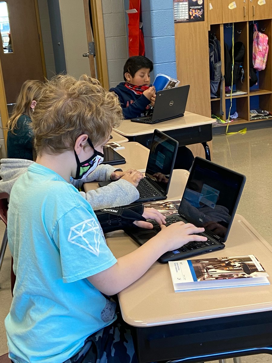 ccsbladeproject's tweet photo. Students in Mrs. Storey's classroom at @candyscreekthu1 are creating collaborative timelines using @Google's Jamboard and their #CKLA materials with their new 2-in-1 Chromebooks. https://t.co/DR78BJ3Tas