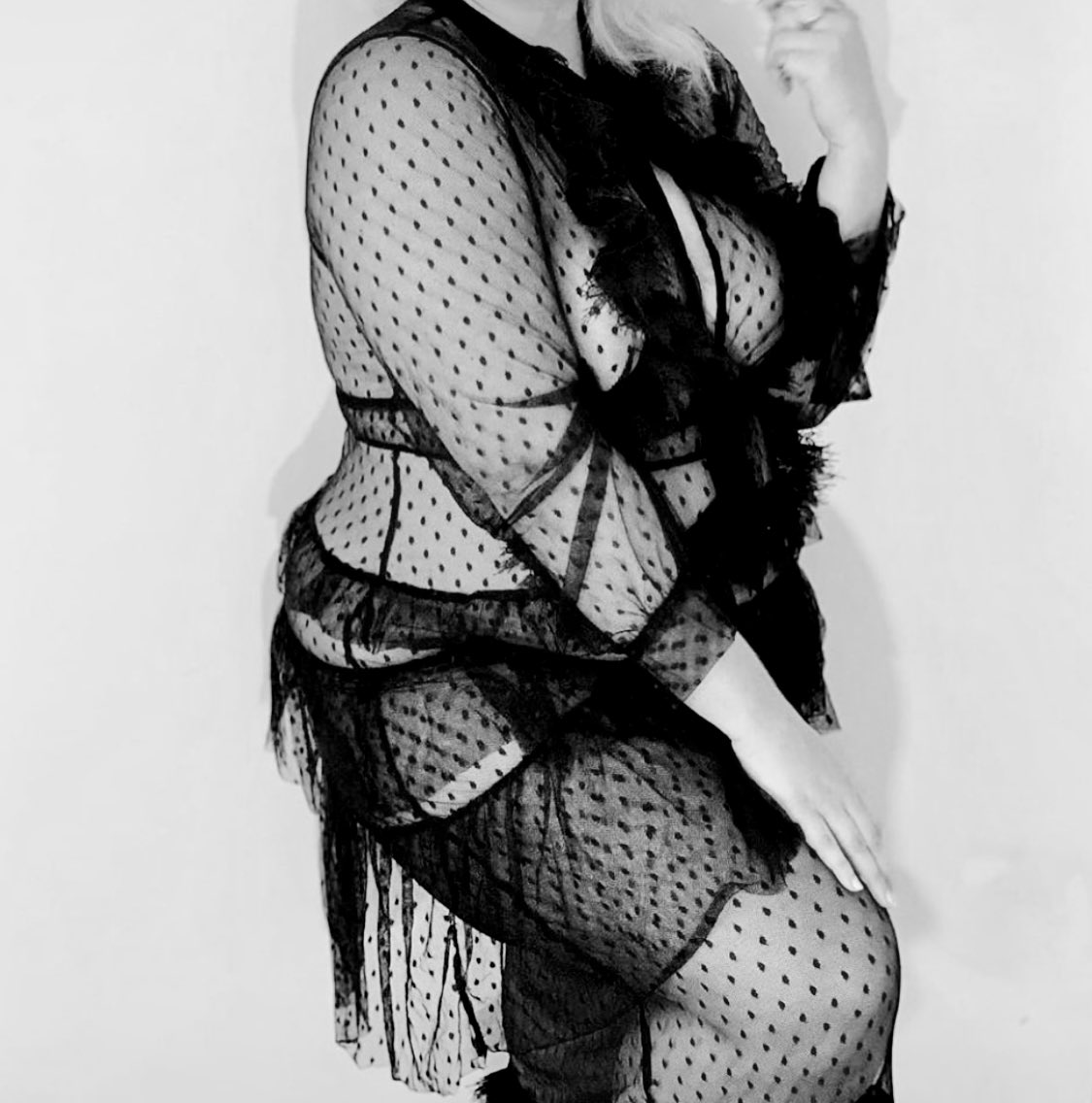 linda_escort's tweet photo. #curvy #curvyescort #curvyfigure #escort #escortadvisor #sex https://t.co/UXtUV3Tlum
