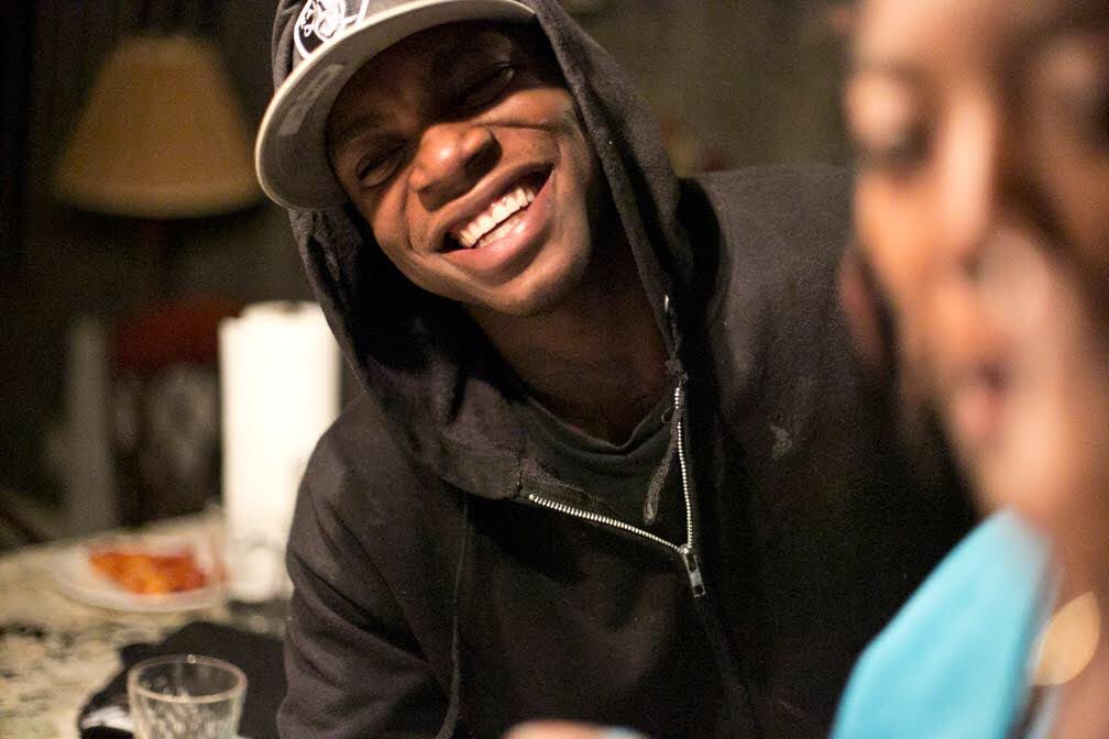 AleeyaJasmine's tweet photo. Visiting your grave is still so wild to me, you’re supposed to be here with us 💔 LONG LIVE MY FUCKING BROTHER AARON #BOSSUPFOREVER💸 https://t.co/pW4PGNuMea