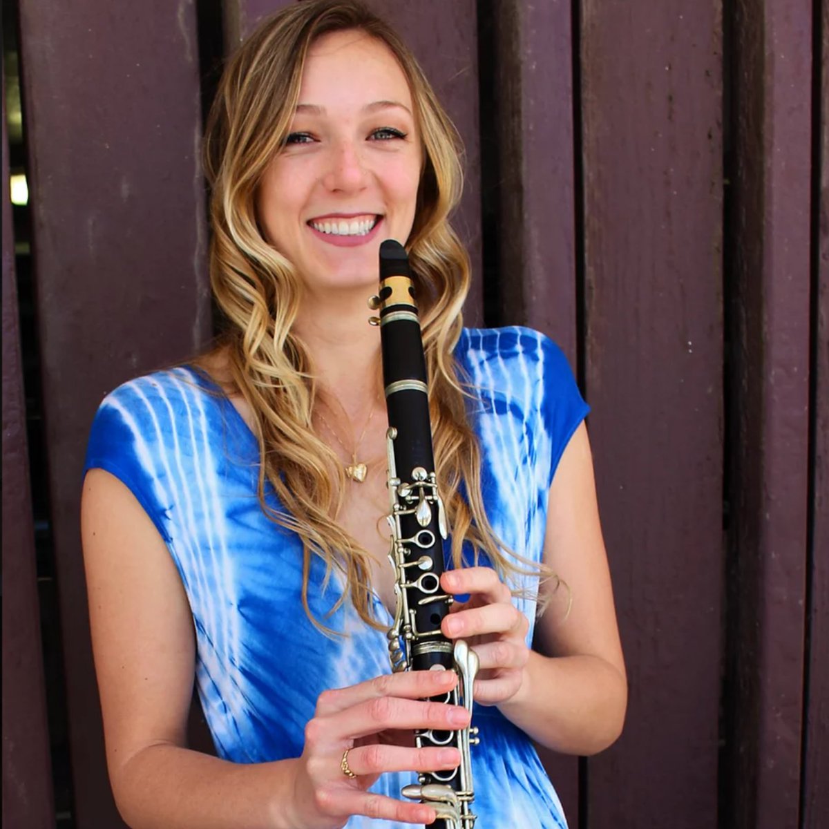 musicbuk's tweet photo. If you're looking for a challenging clarinet instructor, Ayslin Rice is the one for you. Her experience as a performer with Symphony Napa Valley will benefit any student that she teaches.
#musicbuk #musicmadesimple https://t.co/kCxDQGGi1g