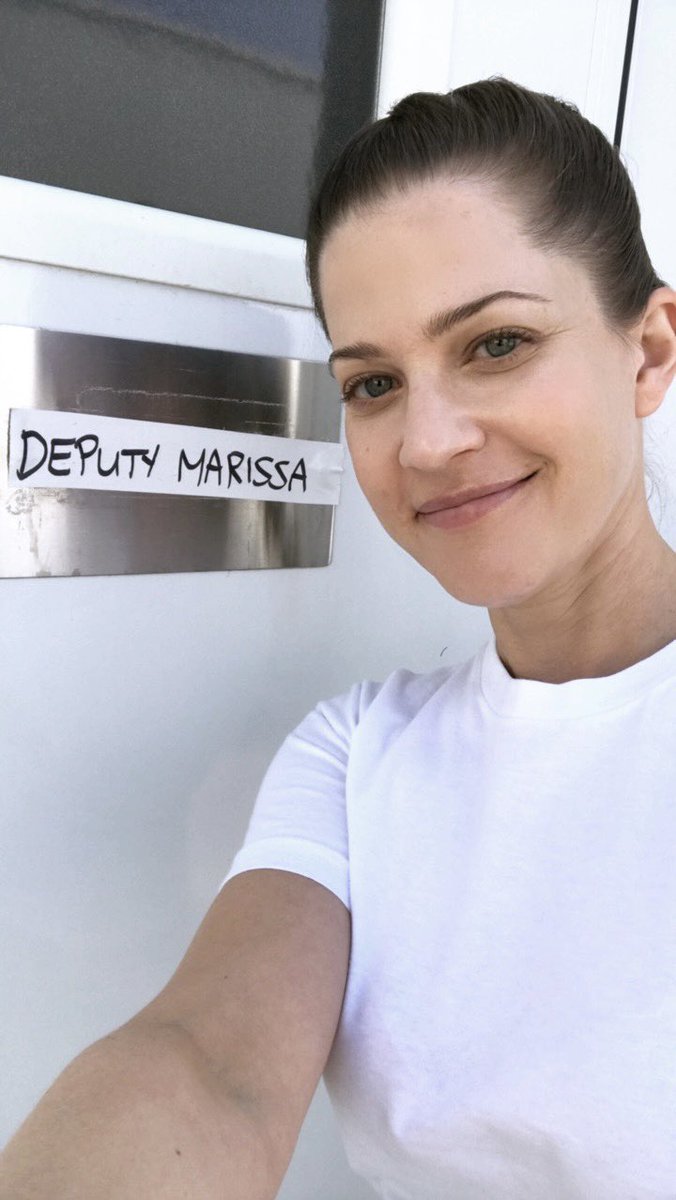 RealTammyGillis's tweet photo. Exciting news!! ๐ง๐ปโโ๏ธ๐ All three seasons of @SirenTV are now on @disneyplus !!
๏ฟผ
#DeputyMarissaForever ๐ #Siren #MerFamily #Mermaids #bingeit #disneyplus #sirenfamily #disneyplusstar
https://t.co/ZyUykUyGu1 https://t.co/41l1UcORax