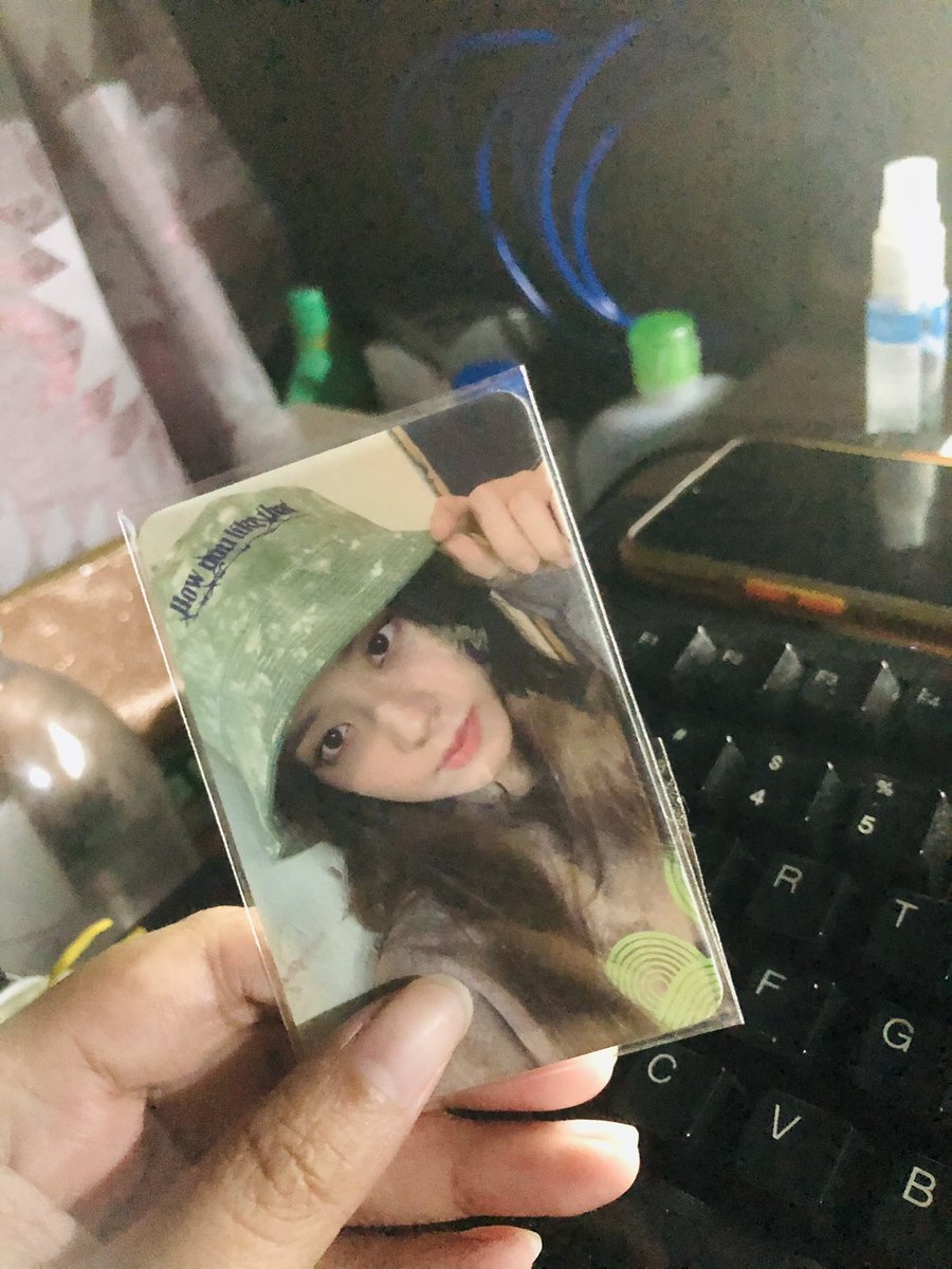 dojabooricat's tweet photo. I didnโt know that it was super rare until my friend @ChoiSoobrangdan told me. #JisooPC #Jisoo https://t.co/yrHthfLQPO