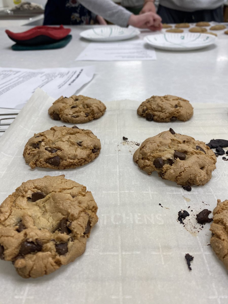 YtownFACS's tweet photo. Fats in cookies lab.  Biochemistry of Foods testing for how different fats affect the taste, texture &amp; appearance of chocolate chip cookies. #STEMinthekitchen https://t.co/ksHQcmNgAl