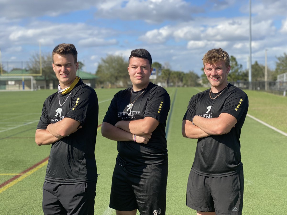 MTrana2002's tweet photo. Proud to have earned a 5 ⭐️ rating from @KornblueKicking and @KornblueSnappin. Thank you Coach Kornblue. #Fab50 https://t.co/Rbxl8iKIFg