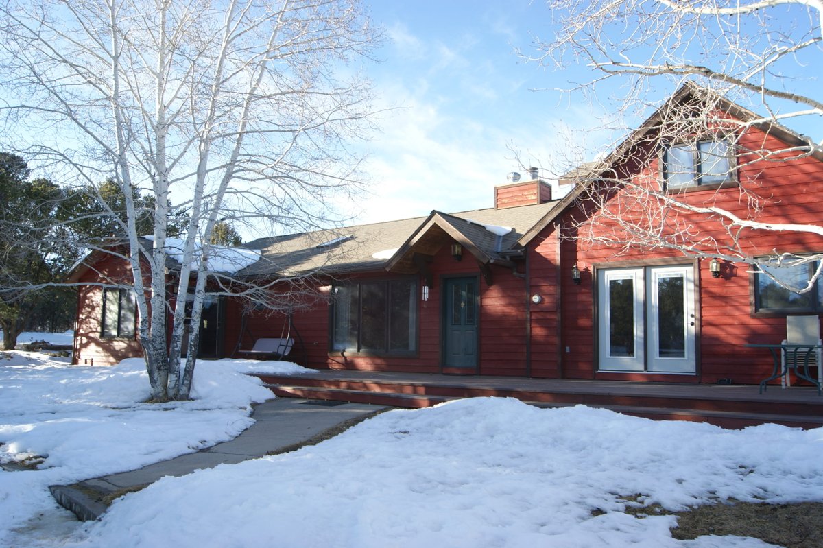 Placemateinc's tweet photo. #JustRented

Ranch Property on 20 Acres in #LogHill (Telluride area), $2500/mo. for 12-month lease

For more rental opportunities, check out our current listings #linkinbio #landinglocals #westernCO #mountainlife https://t.co/7cY7HLv9AE