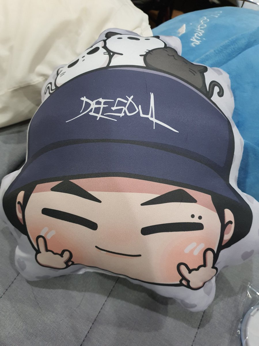 dearry068's tweet photo. @ibaaatri_shop ได้รับนานแล้วเพิ่งได้แกะ น่ารักมากจนไม่กล้าใช้เลย โดยเฉพาะกระจก>\\< ขอบคุณมากๆนะคะที่ทำออกมานะคะ^^
#IGOT7FORVER https://t.co/8fz1LvYo7y