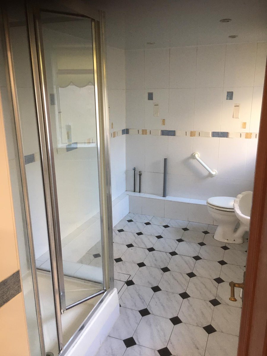 Space Estate Agents tweet media