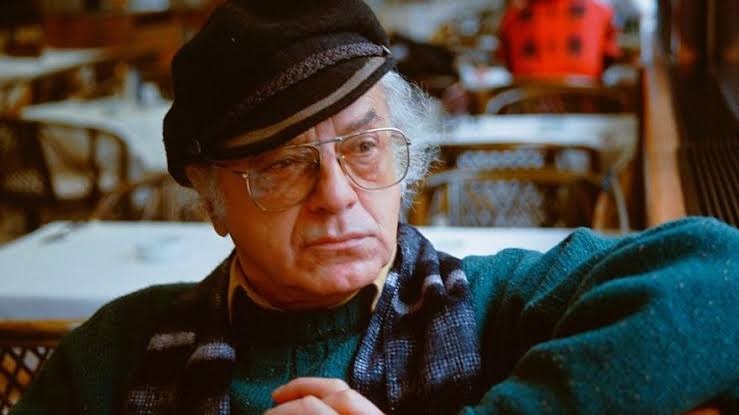 Seni kim çizebilir şubat yolcusu
yalnız akşam olsun dağınık olsun
ceplerinde bozuk bir bulut uğultusu
geceleyin dörtte bir ölüm korkusu
dörtte dört sabaha karşı yağmursun
seni kim çizebilir şubat yolcusu
bütün çizgileri bozuyorsun.

- #AttilaİLHAN /Şubat Yolcusu