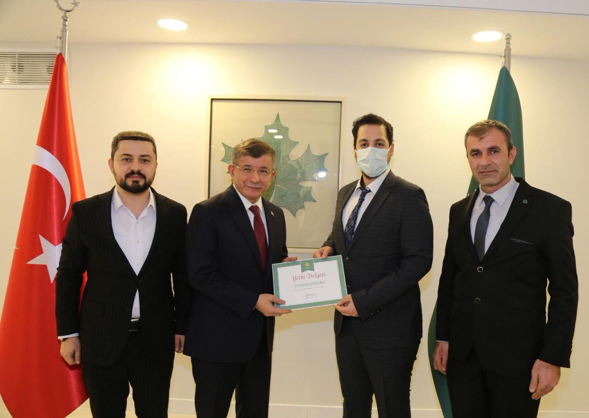 Bursa İl Gençlik Kolları Başkanlığına Mustafa Arslan, 

Kırklareli İl Gençlik Kolları Başkanlığına Koray İkizlerli atanmıştır. 

Arkadaşlarıma başarılar diliyorum.

Güçlü Gençlik, Güçlü Gelecek!

<a href="/Ahmet_Davutoglu/">Ahmet Davutoğlu</a> <a href="/GelecekPartiTR/">Gelecek Partisi</a> <a href="/GelecekGencligi/">Gelecek Gençliği</a>