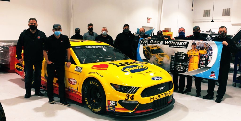Team_FRM's tweet photo. A BIG thanks to @CleanHarbors, @SafetyKleen and @PerformancePOil for the new win banner to hang in our shop. Did you know? This is the first #Daytona500 won on re-refined motor oil. It really is Performance Plus! https://t.co/8NHolOOYTb